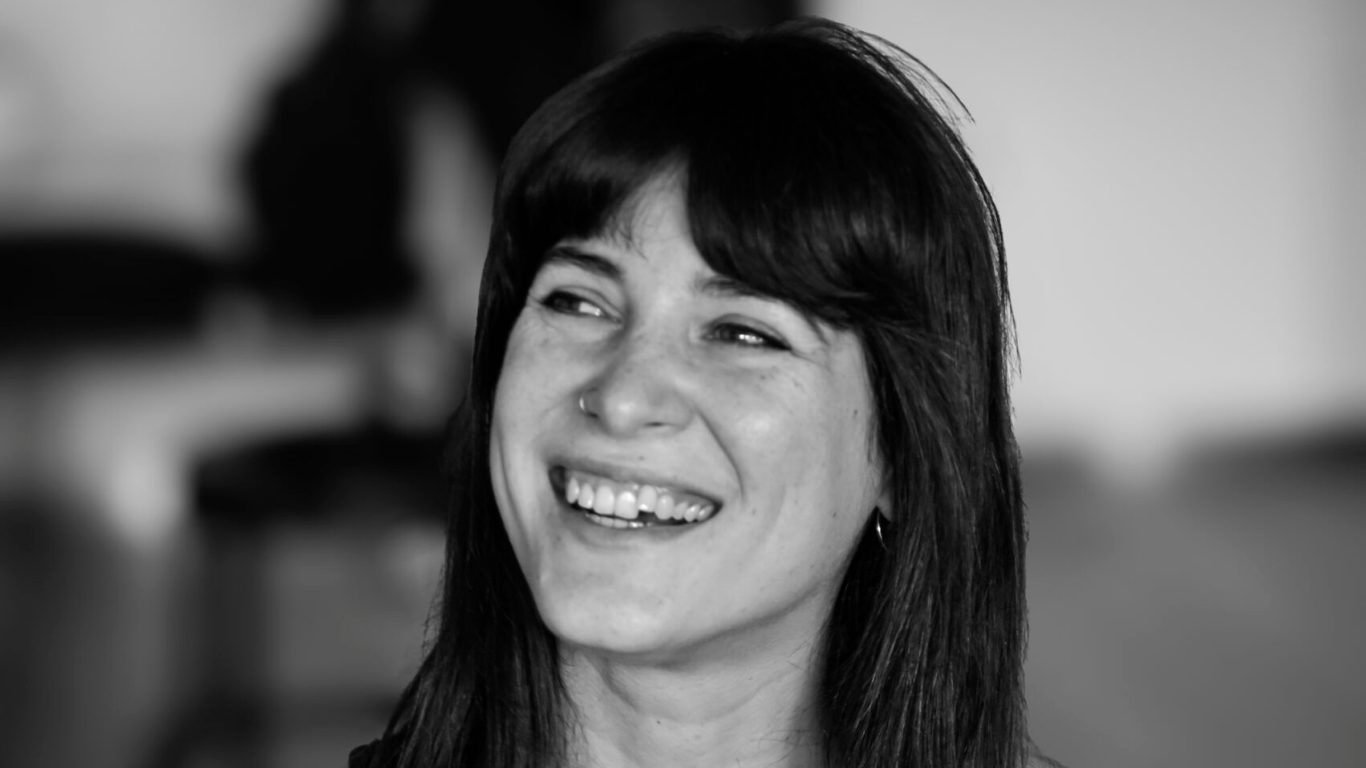 URŠKA ŠPENDE: ČASOVNA ZANKA: BODOČI SPOMINI